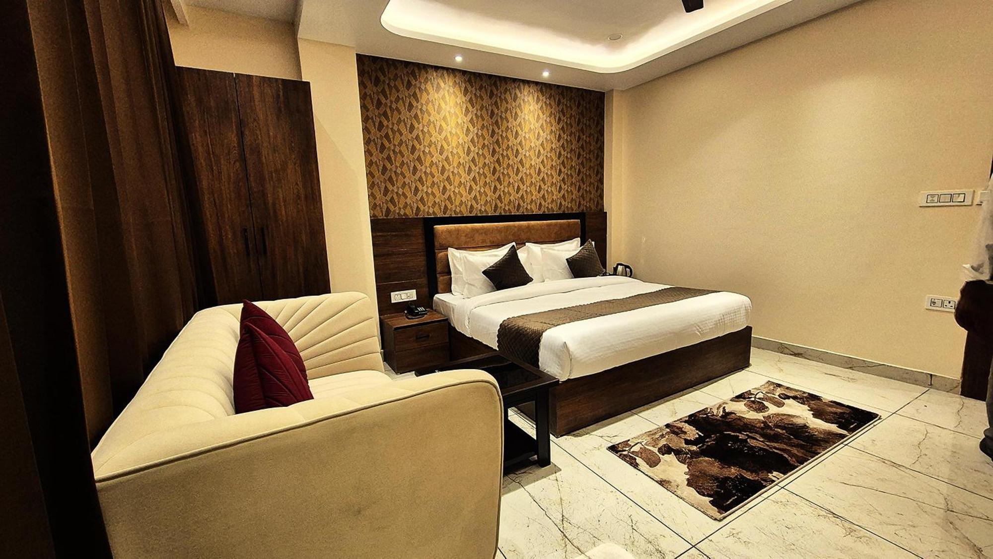 Hotel Hari Dhara, 100 Meters From Har-Ki-Pauri Haridwār Екстериор снимка