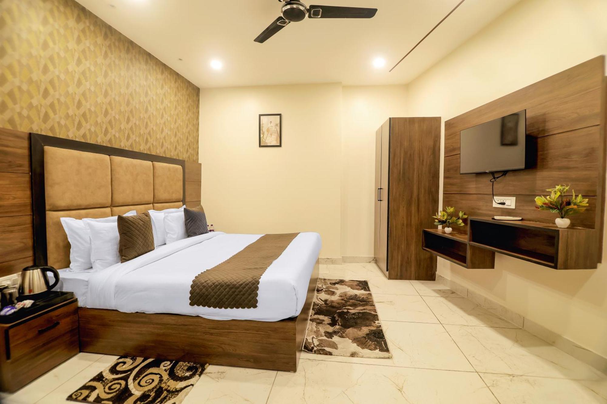 Hotel Hari Dhara, 100 Meters From Har-Ki-Pauri Haridwār Екстериор снимка
