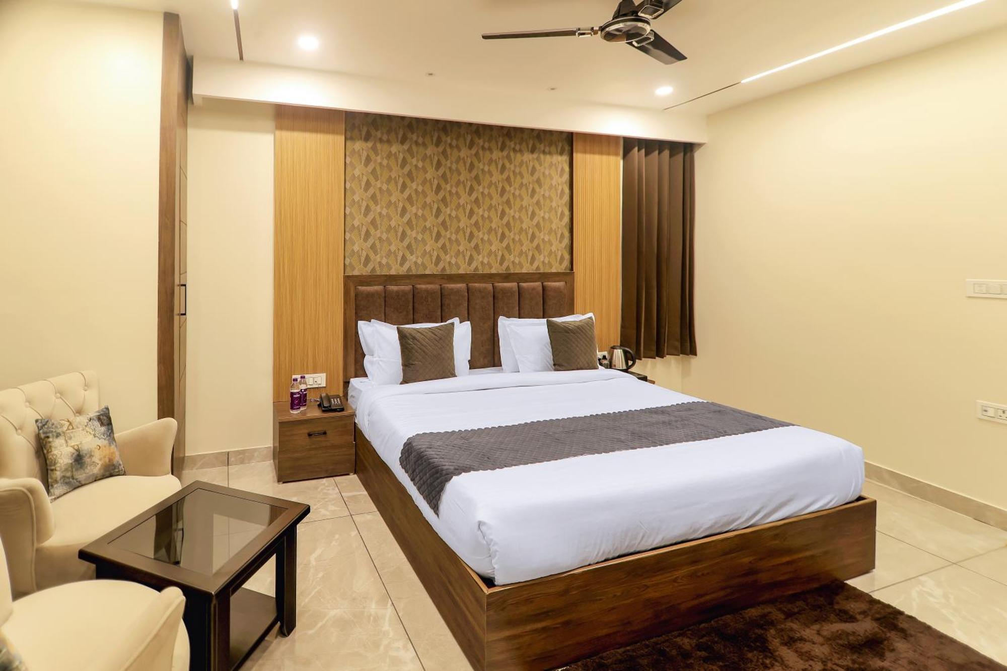 Hotel Hari Dhara, 100 Meters From Har-Ki-Pauri Haridwār Екстериор снимка