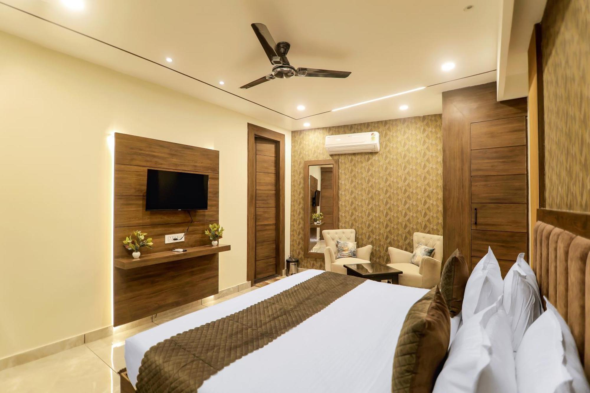 Hotel Hari Dhara, 100 Meters From Har-Ki-Pauri Haridwār Екстериор снимка