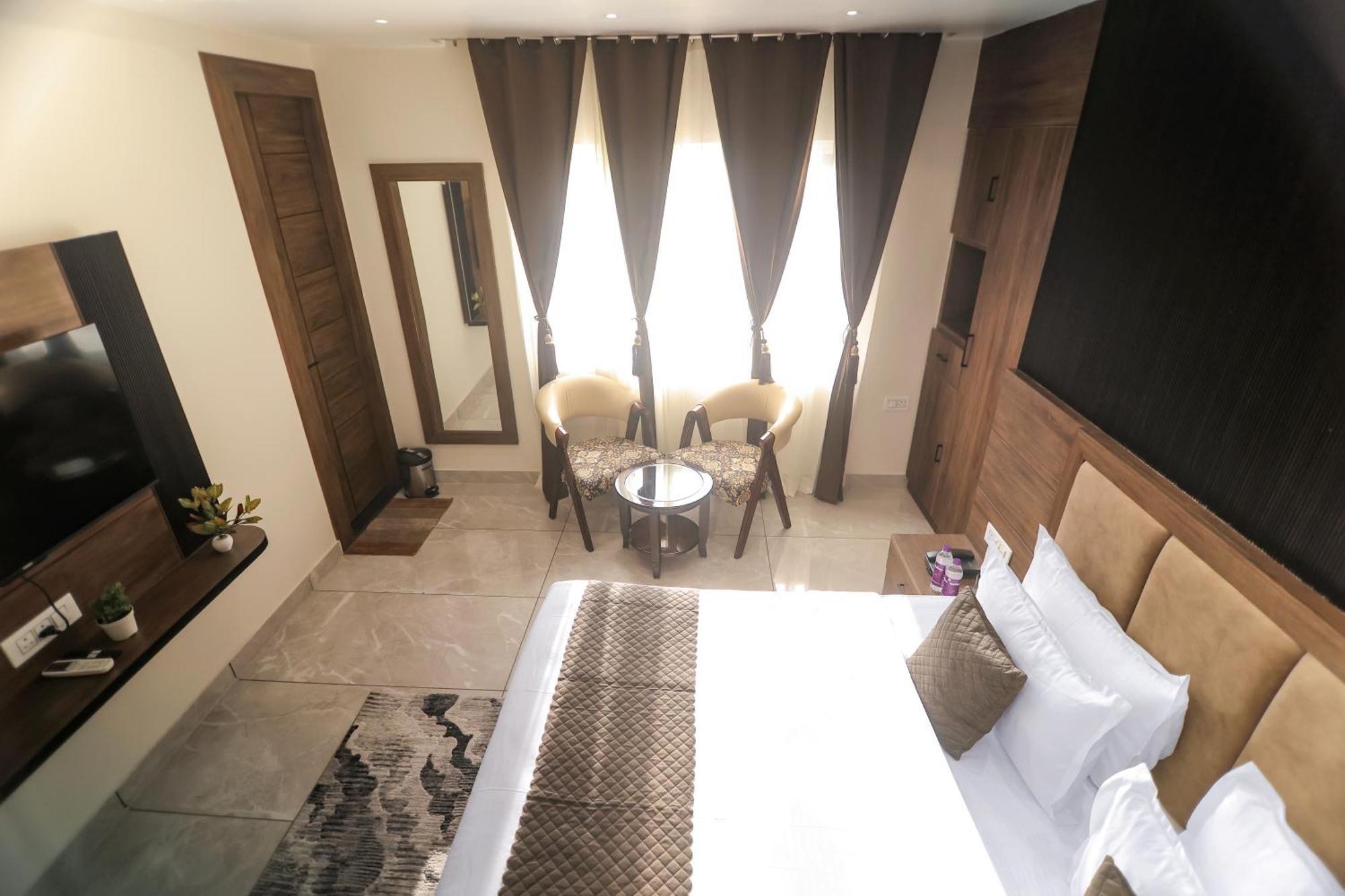 Hotel Hari Dhara, 100 Meters From Har-Ki-Pauri Haridwār Екстериор снимка