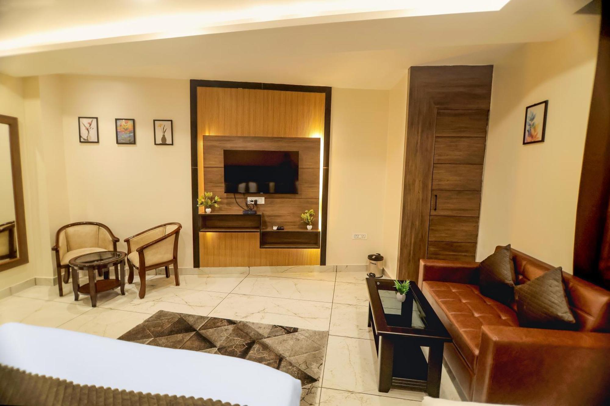 Hotel Hari Dhara, 100 Meters From Har-Ki-Pauri Haridwār Екстериор снимка