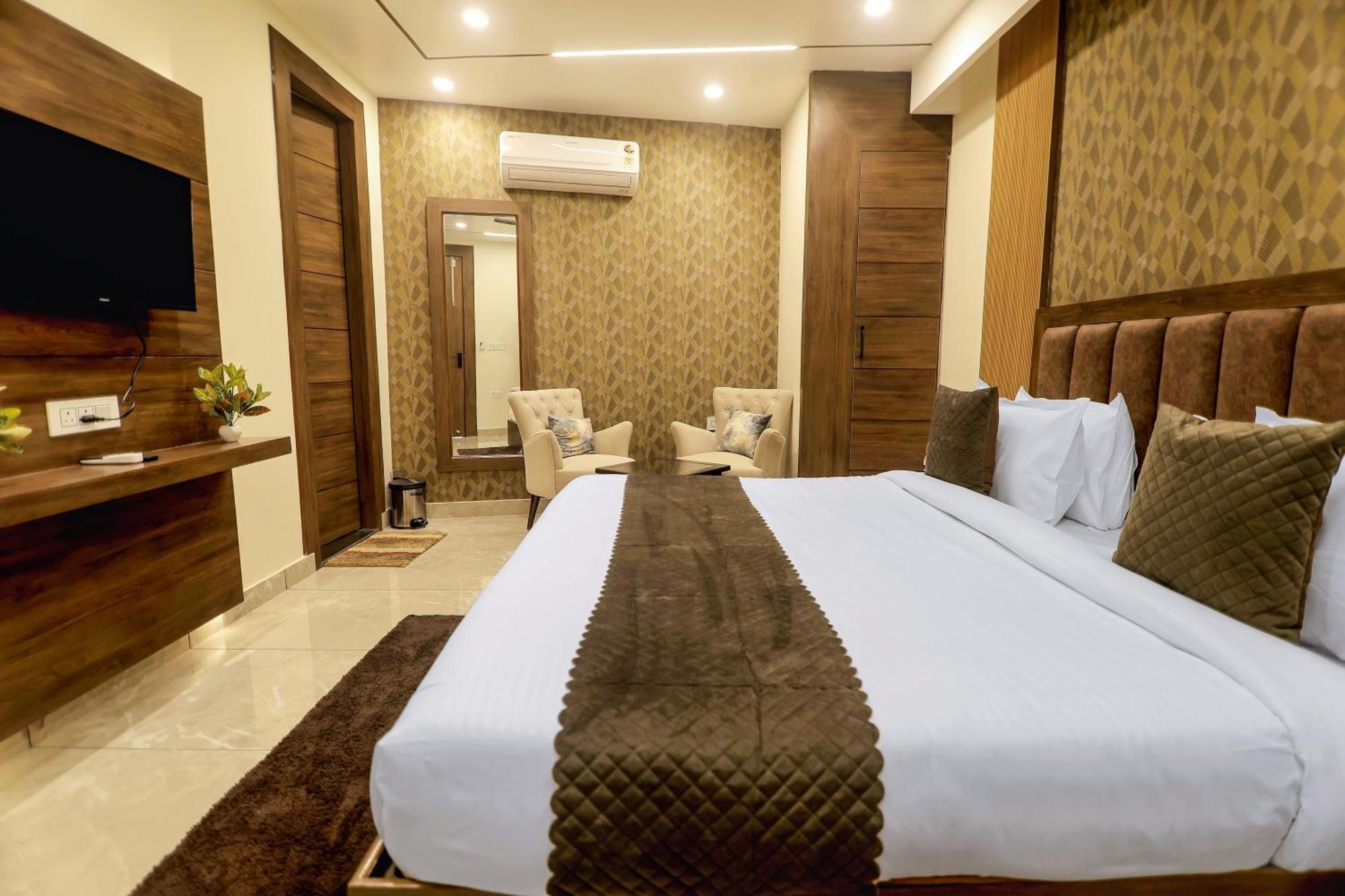Hotel Hari Dhara, 100 Meters From Har-Ki-Pauri Haridwār Екстериор снимка
