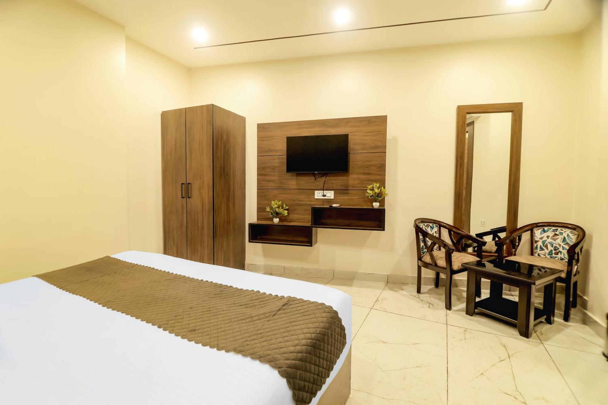Hotel Hari Dhara, 100 Meters From Har-Ki-Pauri Haridwār Екстериор снимка