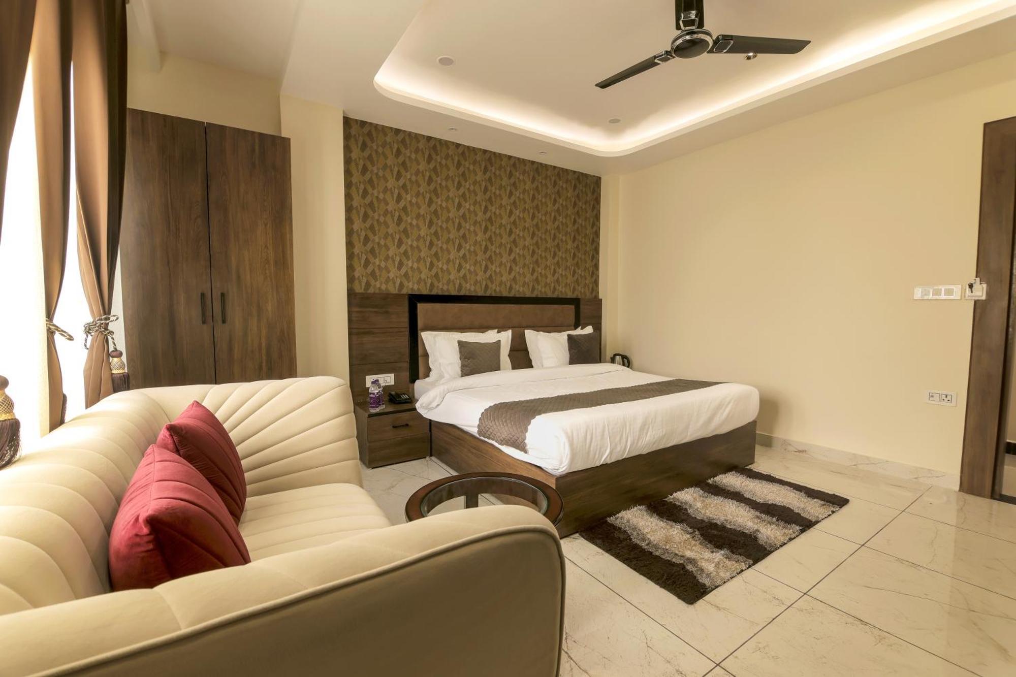 Hotel Hari Dhara, 100 Meters From Har-Ki-Pauri Haridwār Екстериор снимка